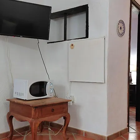 Fuer 2 Personen Ca- 45 M² In Icod De Vinos- Teneriffa - Nordkueste Von Te By Interhome *
